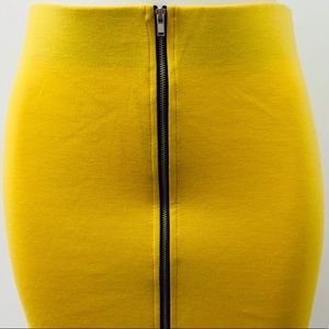 Yellow mini skirt with front zipper